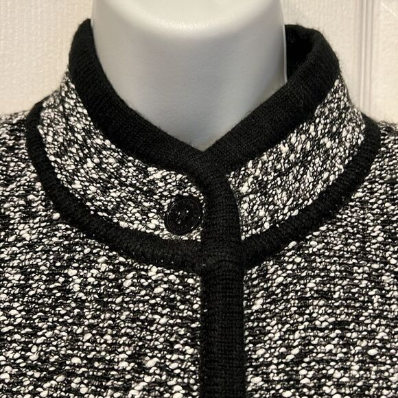 Karl‎ Lagerfeld Black/White Button Up Cardigan Sweater Size L - Picture 2 of 12